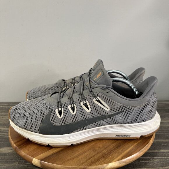 Nike Quest 2 Mens Size 12 Running Shoes Gray Low Top Sneakers CI3787-009 - Picture 1 of 8